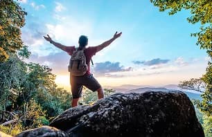 Short term Visa for Travelers with Layovers